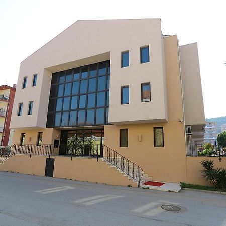 Montania Town Hotel Mudanya ブルサ エクステリア 写真
